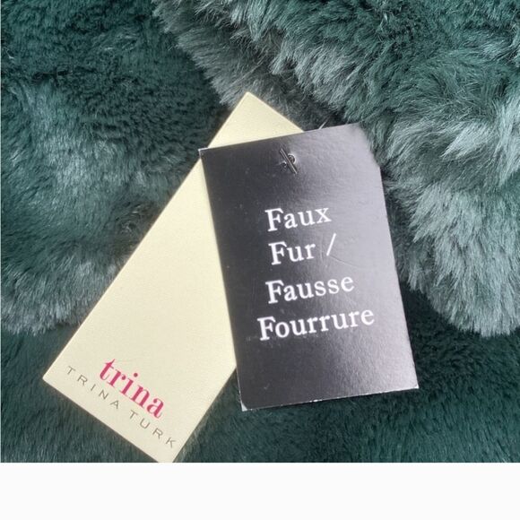 COPY - BEAUTIFUL FOREST GREEN FAUX FUR JACKET BY TRINA TURK - Picture 12 of 12